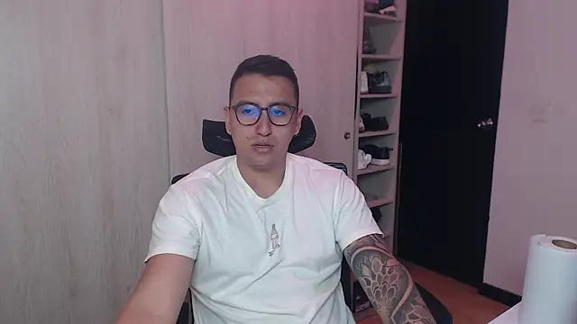 DanteVesper online show from April 2026 02:42:02 AM