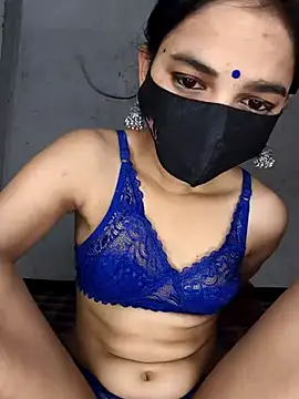 Snapshot of miss_siya_00 chatting on April 2026 04:13:02 PM miss siya 00 online show from April 2026 04:13:02 PM