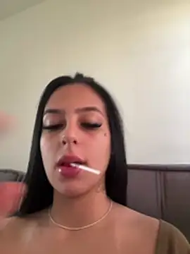 Snapshot of jujuarantes__2026 chatting on May 2026 01:49:02 PM jujuarantes 2026 online show from May 2026 01:49:02 PM