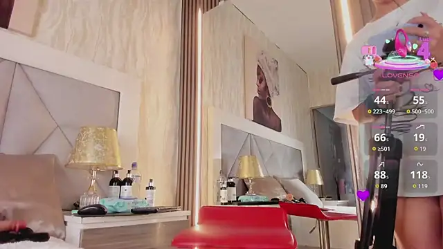 Laylaa- online show from January 2026 05:46:02 AM