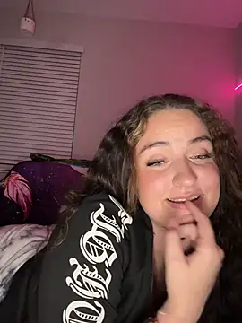 LushLaniii online show from February 2026 09:47:01 AM