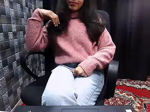 Snapshot of Oily_boobs chatting on December 2025 01:19:01 PM Oily boobs online show from December 2025 01:19:01 PM