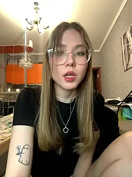 Lilpiks online show from January 2026 01:13:02 PM