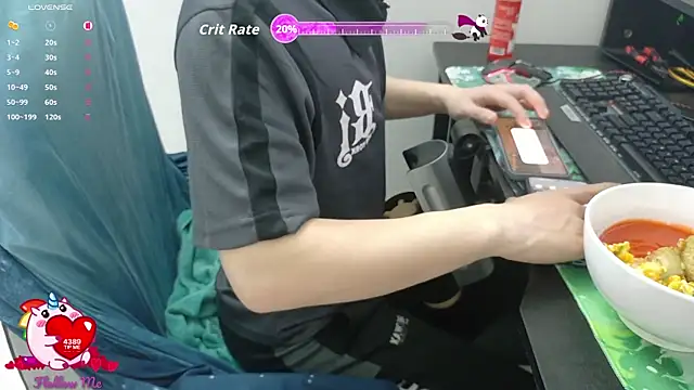 Snapshot of -_kur_- chatting on February 2026 03:42:01 PM - kur - online show from February 2026 03:42:01 PM