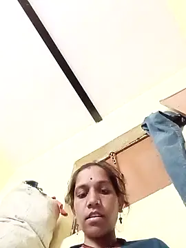 Karishma singh online show from April 2026 02:39:02 PM