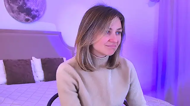 EmeraldGlow online show from February 2026 02:37:02 PM