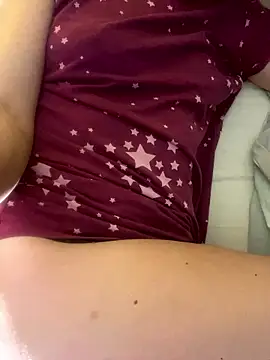 Snapshot of SexyMamiVee chatting on January 2026 06:15:02 AM SexyMamiVee online show from January 2026 06:15:02 AM