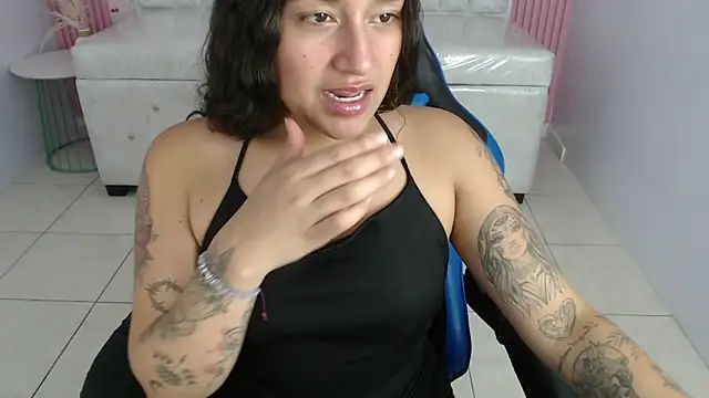 Snapshot of scarleth_sweet_s chatting on January 2026 08:12:01 PM scarleth sweet s online show from January 2026 08:12:01 PM