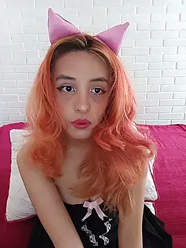 Snapshot of Phoenix_Paws chatting on May 2026 05:30:01 PM Phoenix Paws online show from May 2026 05:30:01 PM