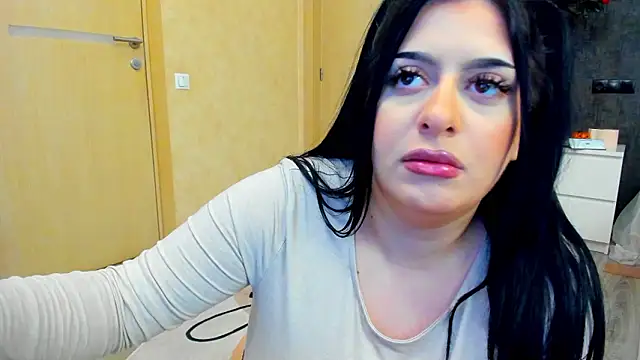 NayaNoirX online show from March 2026 07:07:01 PM