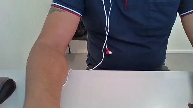 Snapshot of Moreno_Casado_Safado chatting on June 2026 09:26:01 AM Moreno Casado Safado online show from June 2026 09:26:01 AM