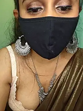 Snapshot of Saumyy chatting on February 2026 06:25:01 PM Saumyy online show from February 2026 06:25:01 PM