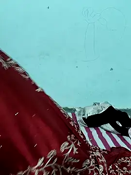 Snapshot of Yours-Zeenat chatting on January 2026 07:39:01 PM Yours-Zeenat online show from January 2026 07:39:01 PM