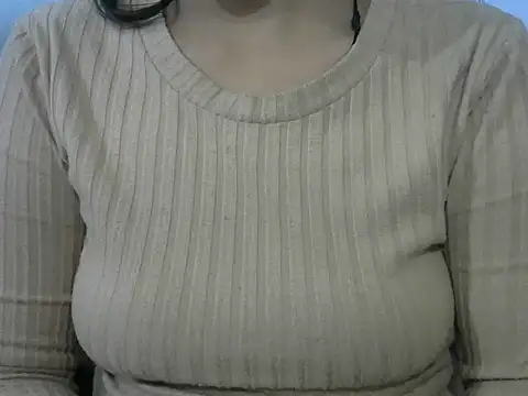 Snapshot of hot-riyyaaa chatting on January 2026 07:48:02 PM hot-riyyaaa online show from January 2026 07:48:02 PM