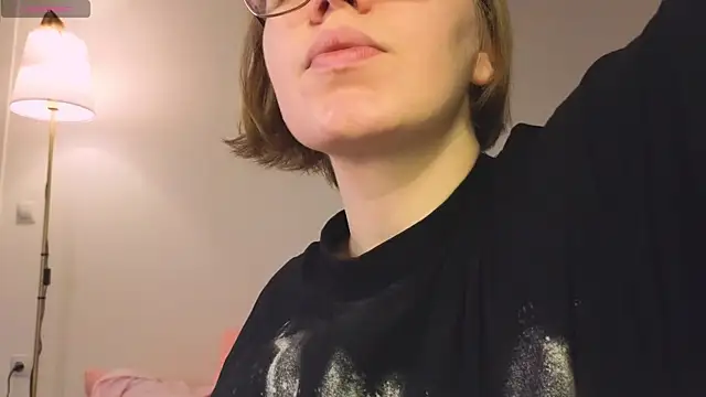 Snapshot of starsonthesky chatting on January 2026 05:35:01 AM starsonthesky online show from January 2026 05:35:01 AM