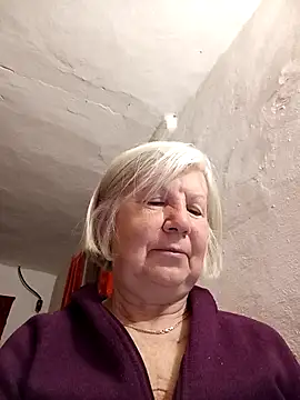 KlaudiaDarling online show from February 2026 03:25:02 AM