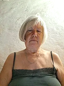 KlaudiaDarling online show from June 2026 01:10:02 AM