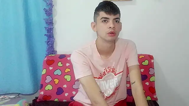 nico22love online show from February 2026 12:31:01 PM