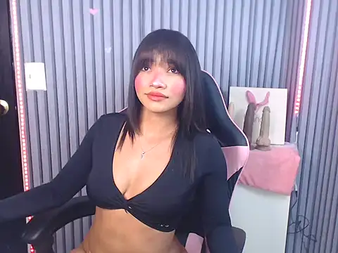 Vanessa  Hot  online show from February 2026 04:40:02 AM