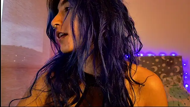 LunaisBack online show from March 2026 11:10:01 PM