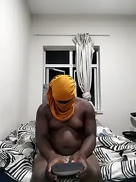 Snapshot of Bra-G chatting on February 2026 07:15:01 PM Bra-G online show from February 2026 07:15:01 PM