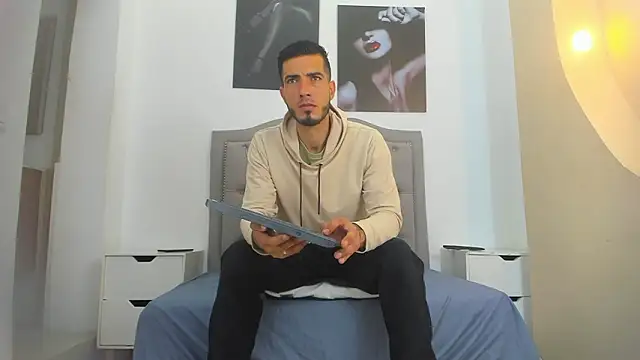 Snapshot of marc_ruffa chatting on March 2026 10:54:02 AM marc ruffa online show from March 2026 10:54:02 AM