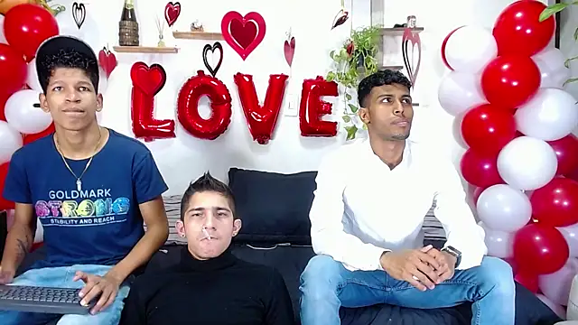 Interracial Snow Bunny online show from February 2026 11:23:02 PM