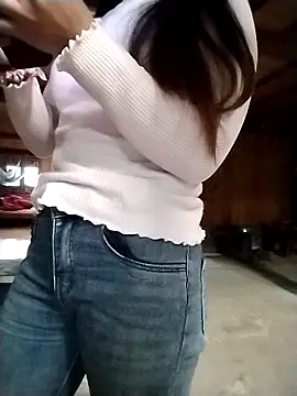 Snapshot of Lovephay8x chatting on December 2025 04:10:02 AM Lovephay8x online show from December 2025 04:10:02 AM