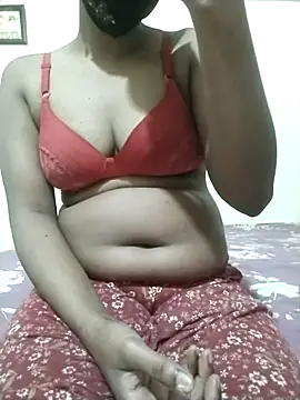 Snapshot of sumi_couele18 chatting on June 2026 05:49:02 PM sumi couele18 online show from June 2026 05:49:02 PM