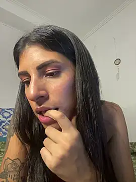 Snapshot of moronoiroficial chatting on February 2026 02:05:01 AM moronoiroficial online show from February 2026 02:05:01 AM