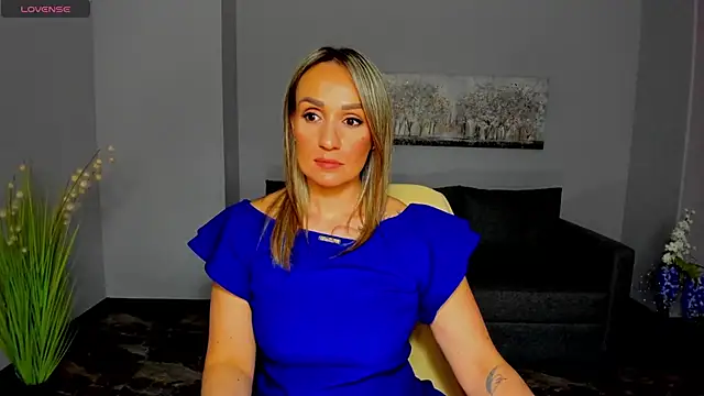 Alisa Allisen online show from April 2026 12:12:01 PM