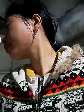 Hiniyk2 online show from January 2026 02:04:02 AM