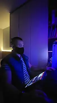 Snapshot of OnlyHand9x chatting on February 2026 06:37:01 PM OnlyHand9x online show from February 2026 06:37:01 PM