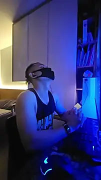 OnlyHand9x online show from March 2026 06:11:02 PM