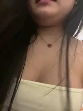 Linh DuongSexy online show from February 2026 01:30:02 PM