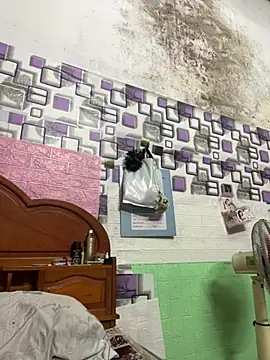 Snapshot of Faded_pink chatting on March 2026 06:17:01 AM Faded pink online show from March 2026 06:17:01 AM