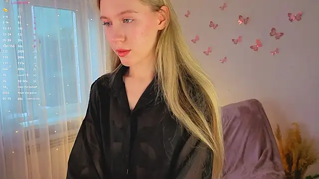 Snapshot of SirenThalassa chatting on February 2026 07:19:01 AM SirenThalassa online show from February 2026 07:19:01 AM