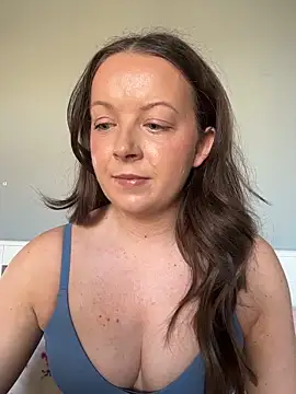 Snapshot of Nova-Vixen chatting on February 2026 09:09:02 AM Nova-Vixen online show from February 2026 09:09:02 AM