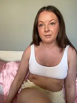 Snapshot of Nova-Vixen chatting on April 2026 08:46:01 AM Nova-Vixen online show from April 2026 08:46:01 AM