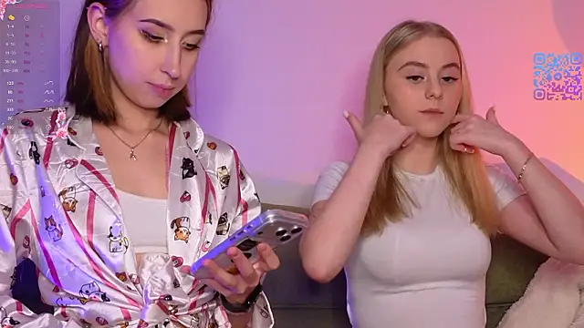 Mimipaws online show from February 2026 07:40:01 PM