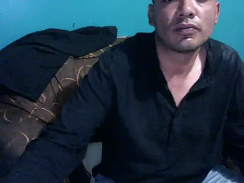 Snapshot of latinomoreno95 chatting on May 2026 10:50:03 PM latinomoreno95 online show from May 2026 10:50:03 PM