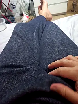 Henrytsuzuki online show from January 2026 12:25:01 AM