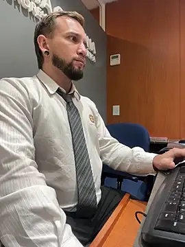 Chubandchaser online show from March 2026 11:08:01 PM