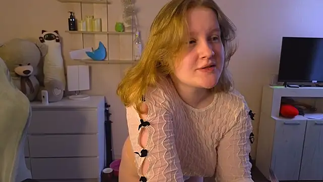 Ol1via online show from April 2026 03:19:01 AM