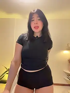 Snapshot of evelynrosess1 chatting on July 2026 12:04:02 AM evelynrosess1 online show from July 2026 12:04:02 AM