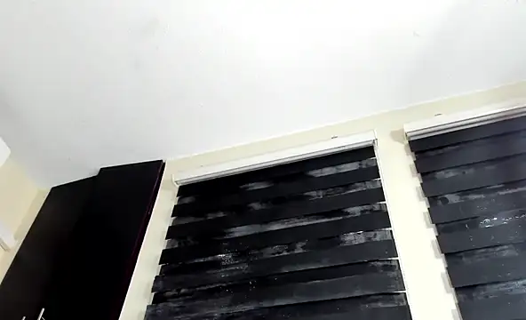 vanesadimaria online show from March 2025 08:00:02 PM