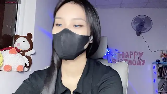 Snapshot of Tieu-May chatting on June 2026 08:02:02 AM Tieu-May online show from June 2026 08:02:02 AM