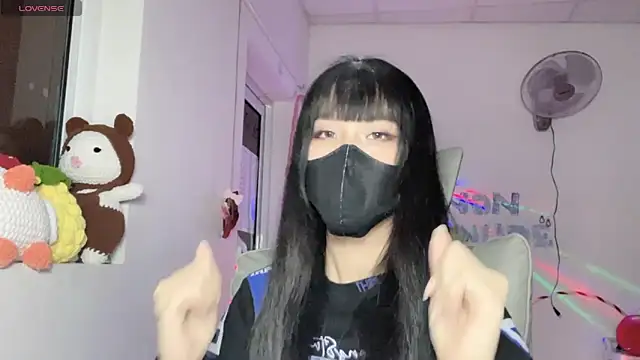 Snapshot of Tieu-May chatting on July 2026 09:54:01 PM Tieu-May online show from July 2026 09:54:01 PM