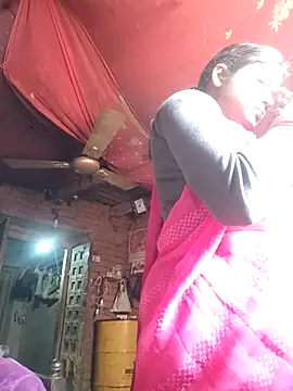 Snapshot of Horny-Rashi chatting on February 2026 03:33:01 AM Horny-Rashi online show from February 2026 03:33:01 AM