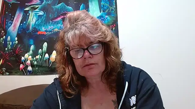 ladylavende3 online show from February 2026 05:36:02 AM